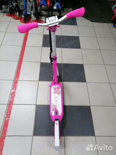 Самокат KMS