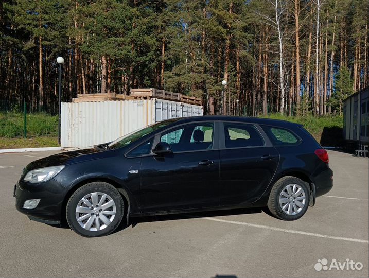 Opel Astra 1.6 AT, 2012, 209 000 км