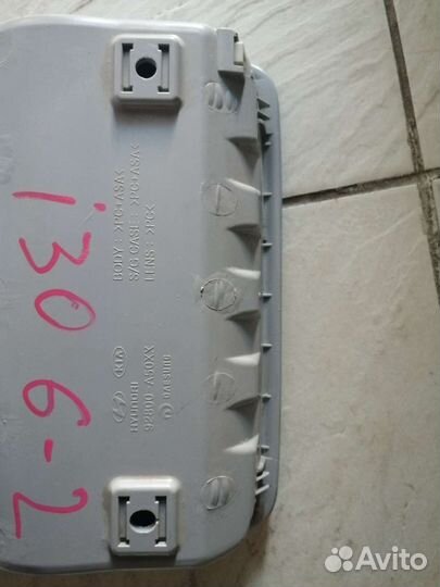 Плафон салона с очечником