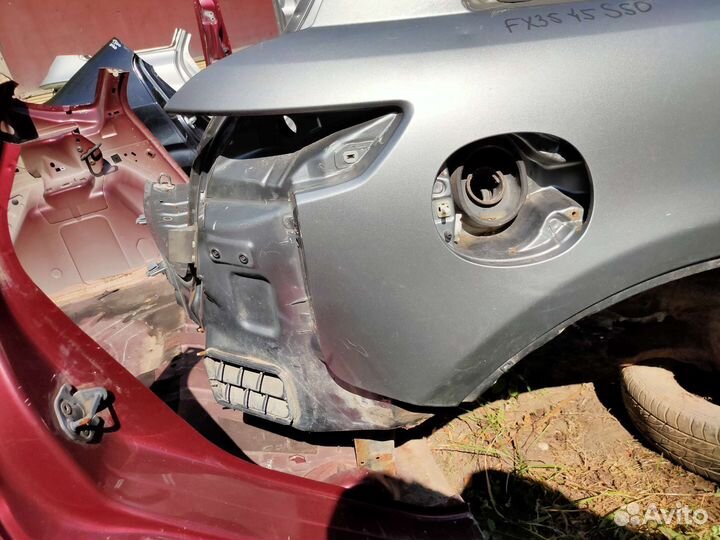 Крыло заднее правое Infiniti FX35 FX45 S50 2002-09