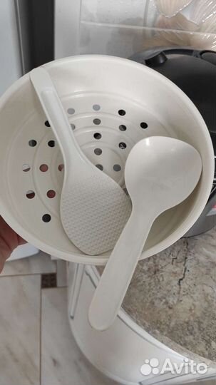 Мультиварка redmond в хорошем состоянии