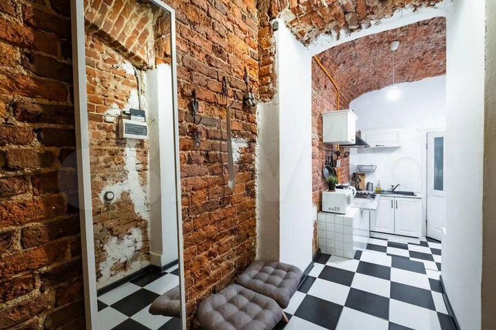 2-к. квартира, 55 м², 1/4 эт.