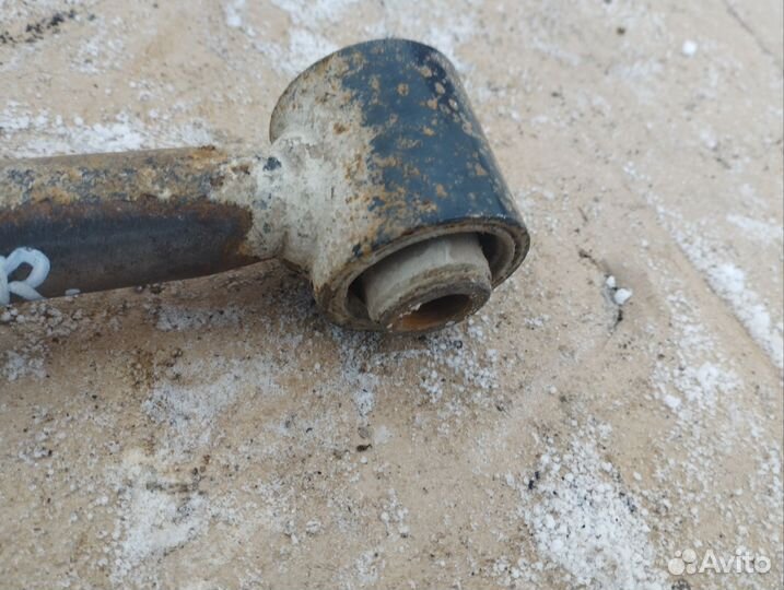 Тяга задняя правая поперечная Suzuki Grand Vitara