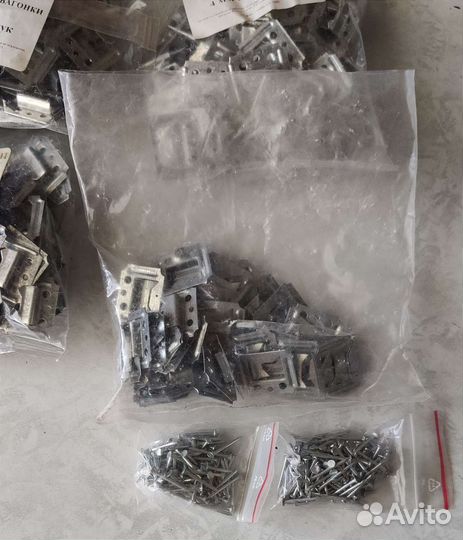 Крепления для вагонки, кляймеры 4мм 80шт./упак