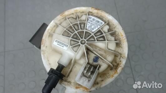 Насос топливный электрический jeep grand cherokee WK (93F01M701)