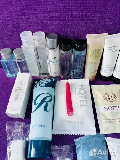 Косметика миниатюры для путешествий тапочки