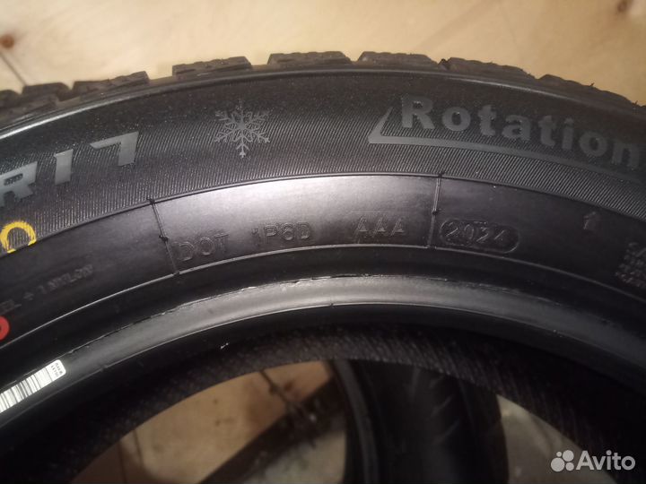 Windforce Snowblazer 215/60 R17 96H