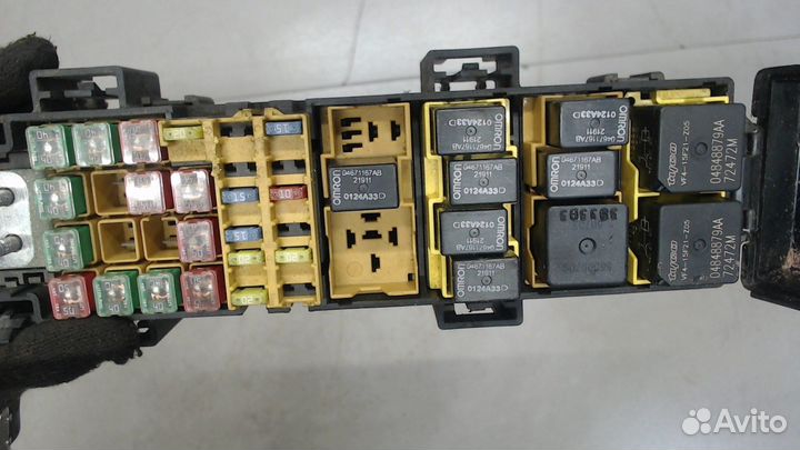 Блок предохранителей Jeep Grand Cherokee, 2005