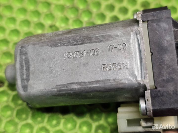 Моторичк сиденья Ford Mustang 6 15-24г