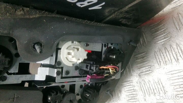 Фонарь задний левый Mercedes-Benz M-Класс W164