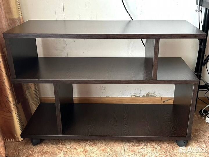 Стеллаж, открытая тумба под TV, на колёсиках
