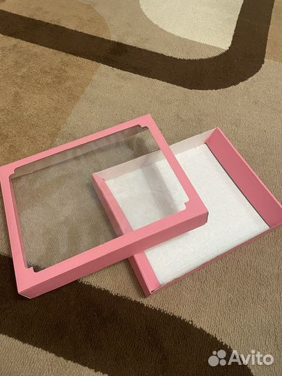 Подарочные коробки