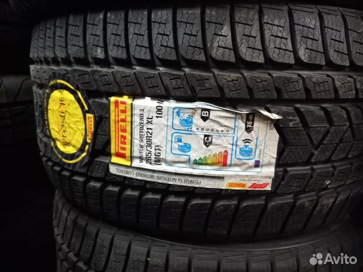 Pirelli Winter Sottozero 3 255/35 R21 и 285/30 R21