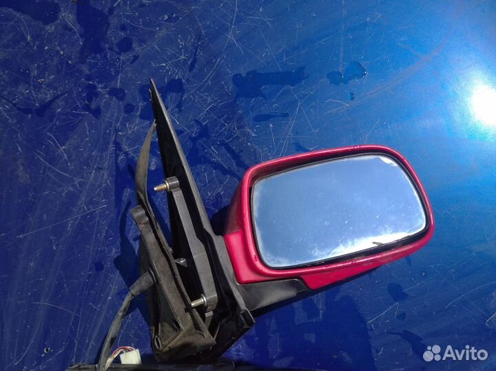 Зеркало правое Daihatsu YRV