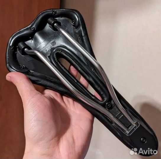 Велосипедное седло M-Wave Comp X