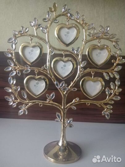 Семейное дерево с фоторамками