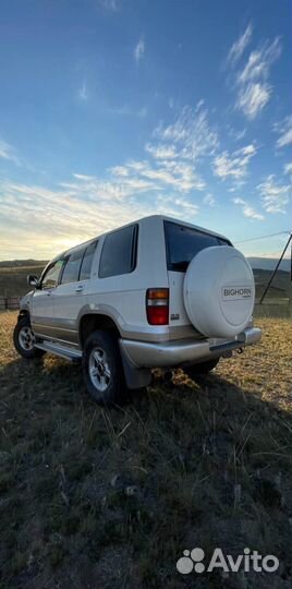 Isuzu Bighorn 3.5 AT, 1998, битый, 280 000 км