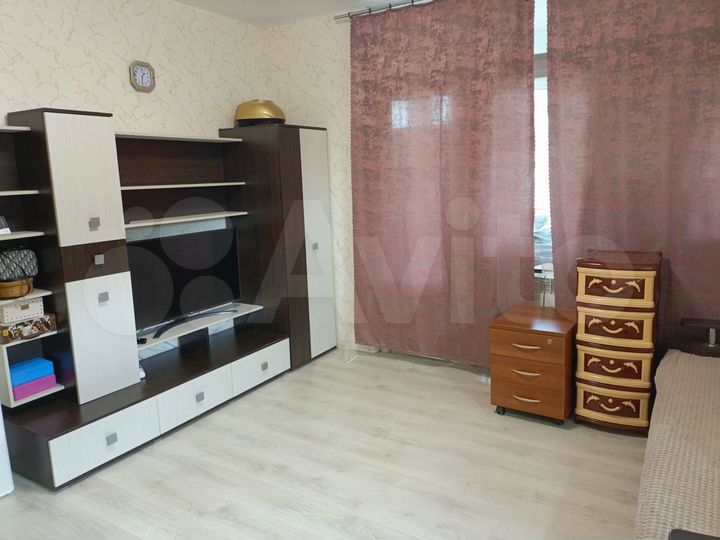 2-к. квартира, 60 м², 8/12 эт.