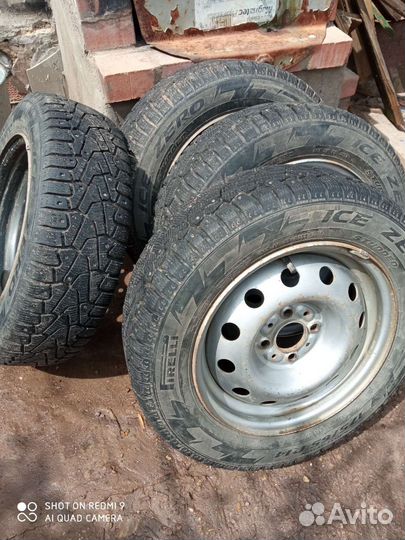 Pirelli Ice Zero 17.5/65 R14