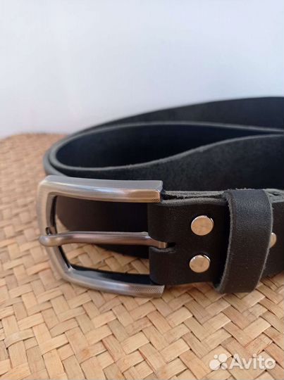 Мужской кожаный ремень
