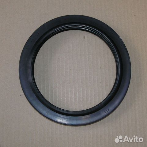 Сальник 137*180*15/20-2,2 задней ступицы нового об