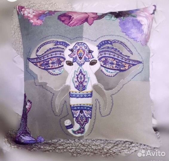 Подушка декоративная Слон