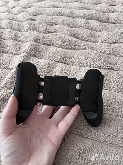 Держатель геймпада для телефона