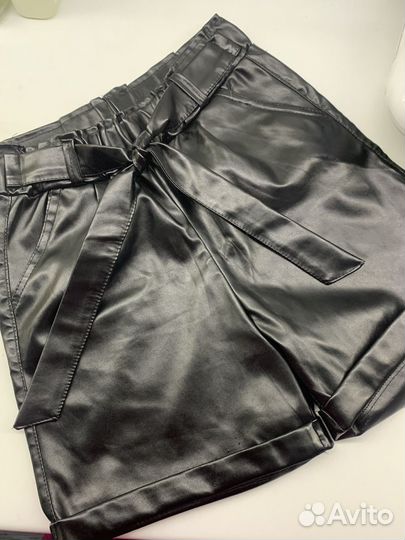 Кожаные шорты