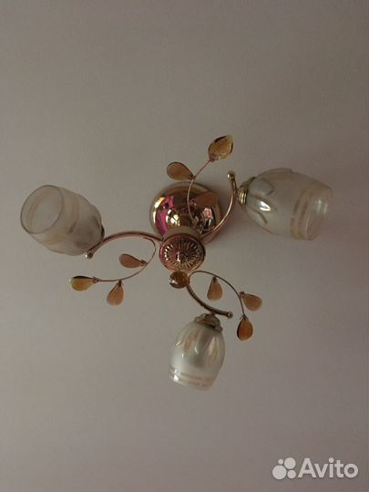 Люстра в зал