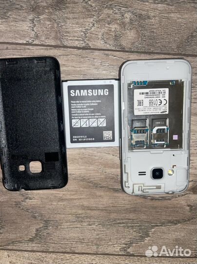 Телефон Samsung