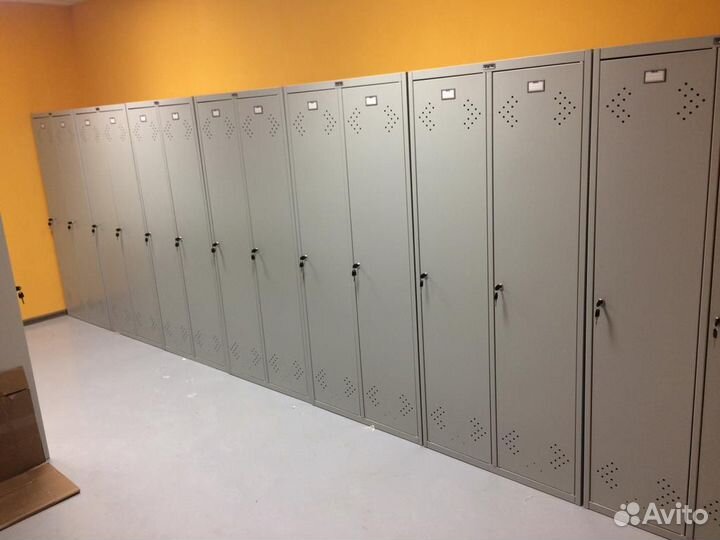 Шкафы для одежды