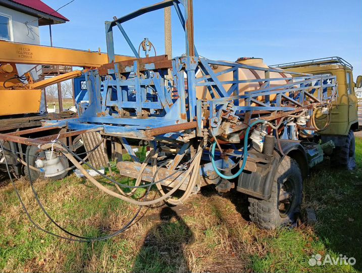 Опрыскиватель Юнавэкс КР.02.95-18-П, 2013