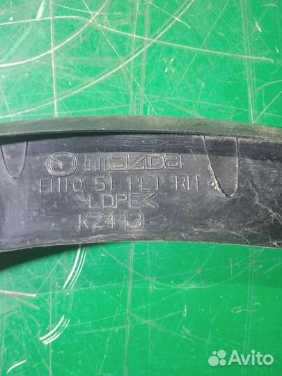 Накладка переднего крыла Mazda cx7