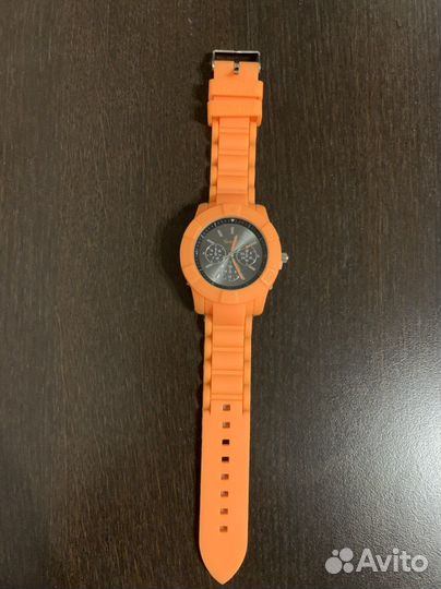 Часы наручные