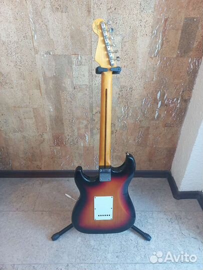 Электрогитара