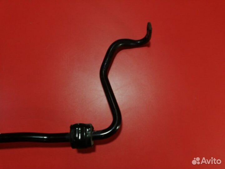 Стабилизатор задний Land Rover Range Rover L322