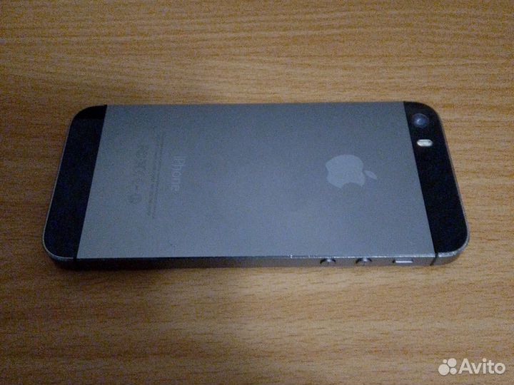 iPhone 5S, 16 ГБ