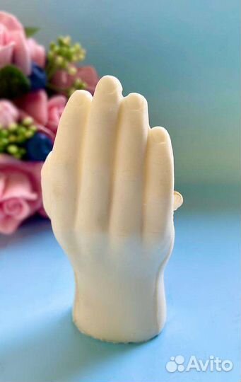 Фигурка из шоколада