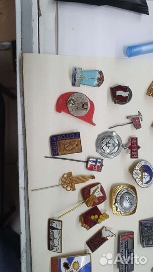 Тяжелые значки СССР