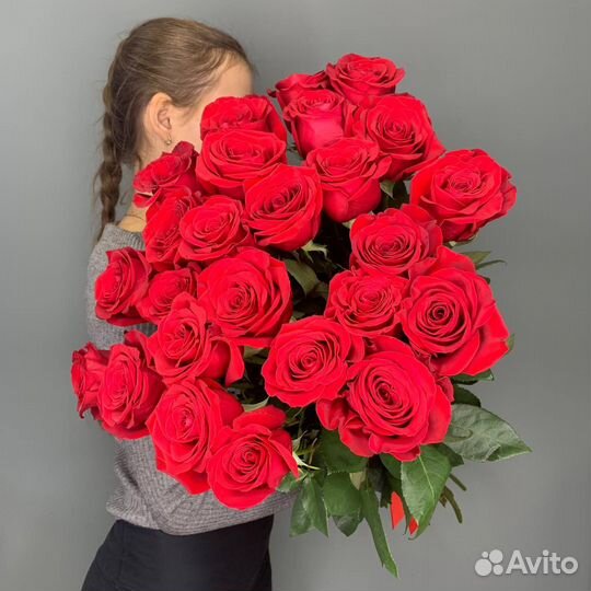 Шикарная красная роза