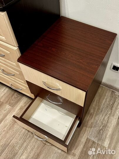 Тумба офисная выкатная