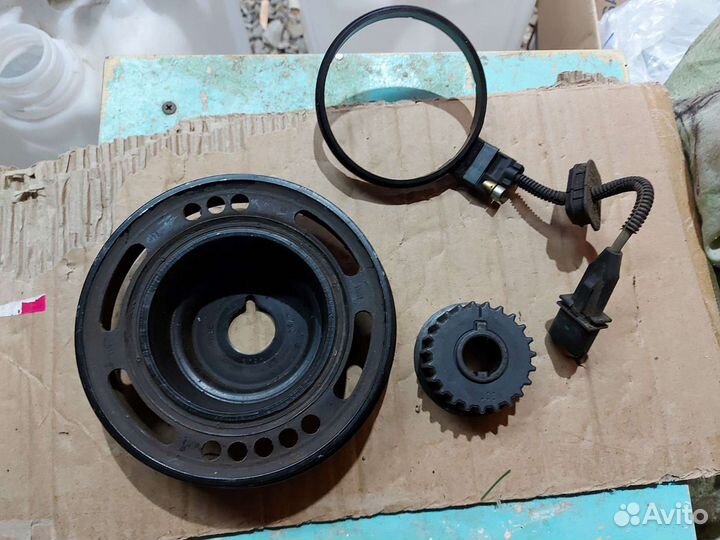 Шкив коленвала, шестерня коленвала, распредвалы