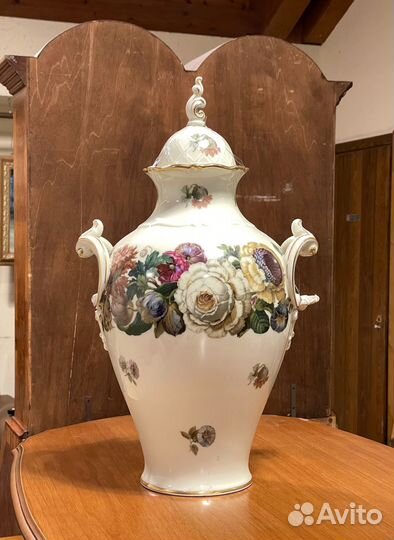 Антикварная ваза Thomas ivory