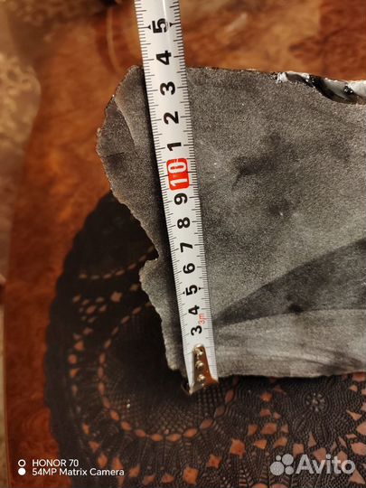 Обсидиан необработанный камень