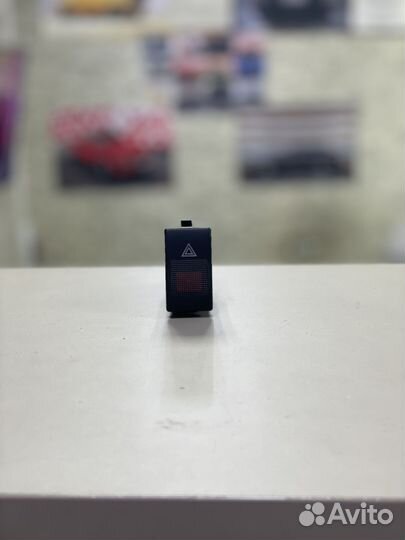 Кнопка аварийки Ауди А4 Б5