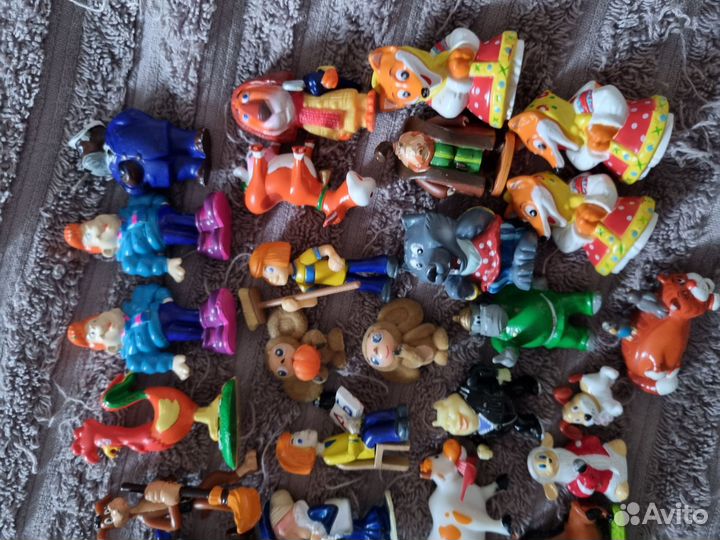 Игрушки из киндера ландрин