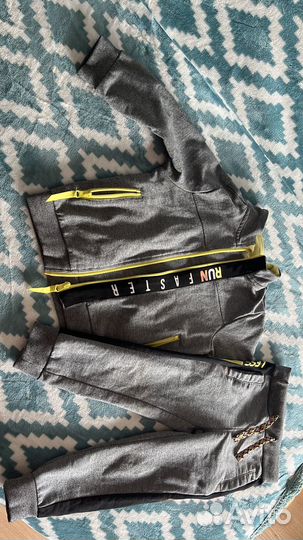 Спортивный костюм