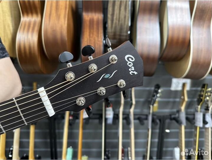 Cort Core-OC-Sp-wcase-optb Электро-акустическая ги