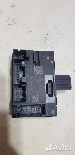 Блок комфорта передний правый Skoda Yeti