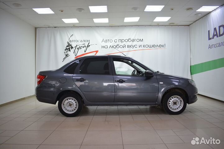 LADA Granta 1.6 МТ, 2019, 70 000 км